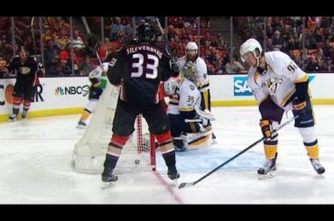 Rakell sends puck at net, Silfverberg knocks it in