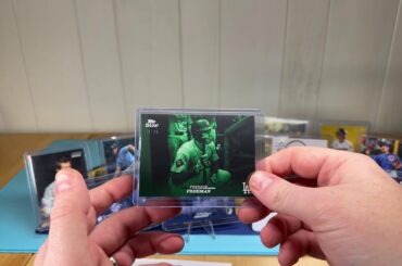 Stadium Club and Black & White! (YBRB 112)