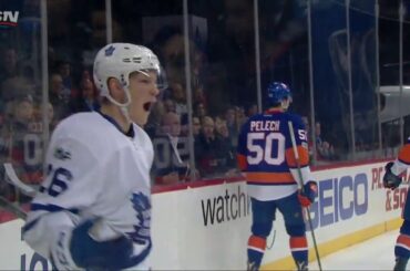 Soshnikov's blast from the attacking zone beats Greiss