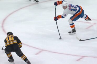 3/25/21   Josh Bailey Makes This A 2-2 Game