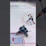 OH, That was just filthy, Aleksander Barkov 😳 🥅