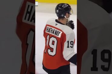 A warm Philly welcome for Cutter Gauthier 🙃