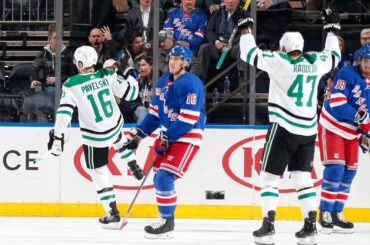 Pavelski scores 2 power-play goals in 16 seconds