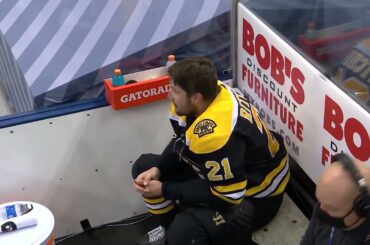 Barclay Goodrow vs Nick Ritchie