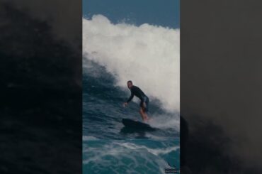 Jack Johnson rips the Retro Fish at Hale'iwa