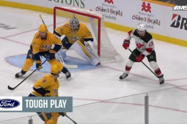Stefan Noesen scores a goal against the Nashville Predators