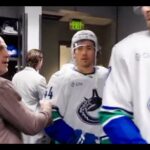 Tocchet Fist Bumps Canucks