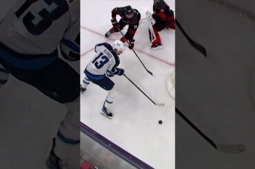 Putting up the Taylor WALL 🧱