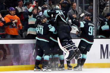 Montour matches NHL record scoring 4 SECONDS into OT! 🦑🚨🫨