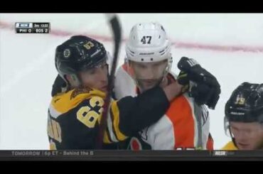 Scott Laughton vs Kampfer. 25 october 2018