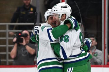 Finns for the win! Aho, Rantanen dominate Sabres 🚨🇫🇮 Rantanen ja Aho kaatavat Sabresin