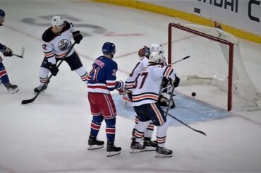 Ryan Strome Makes It A 4-1 Rangers Lead Late In The Third Period