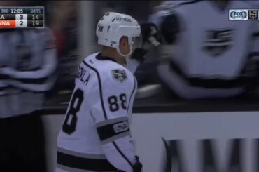 Dustin Brown Scores on Jonathan Bernier | Kings Lead Ducks 3-2