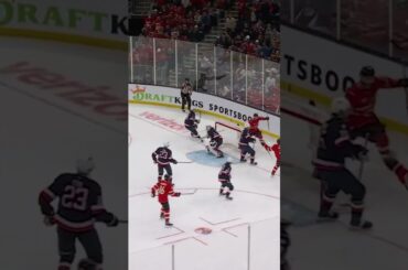 Sam Bennett goes upstairs and TIES IT! 🍁🚨