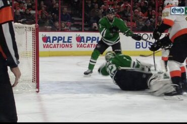 Lehtonen fights through screen, makes great glove save on Provorov