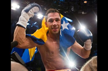 7. Dezember 2013 - Felix Sturm vs. Darren Barker (Porsche-Arena, Stuttgart, Deutschland)