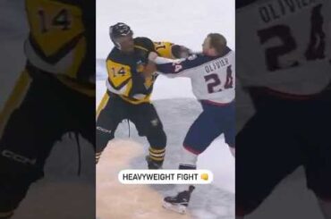 Bokondji Imama (221 lbs) And Mathieu Olivier (226 lbs) Square Off 🥊