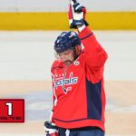 Ovechkin TIES Gretzky with his 2nd of the night! #thegr8chase