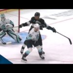 Kings' Quinton Byfield Scoops Home A Wacky One-Handed Goal