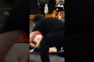 John Schmidt takes Elvis Muja to his back VERY SLOWLY... https://youtu.be/0Y6Vfa8ayjQ #wrestling