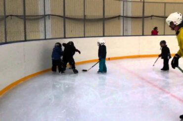 1:a hockeymatchen, 1:a målet