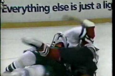 Ed Kastelic vs Mike Peluso