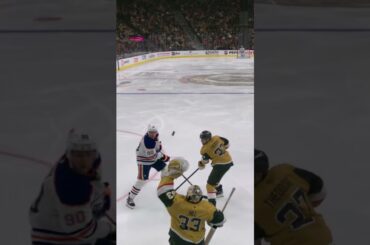 Connor McDavid was FLYING on this play 💨