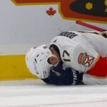 Evan Rodrigues Embellishment Penalty, Heads To Locker Room After Hit By Scott Laughton