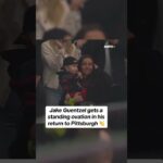 Guentzel got a standing ovation in his Pittsburgh return 👏