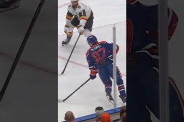 Corey Perry turns back the CLOCK ⏰