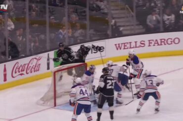 Trevor Lewis Scores on Cam Talbot | Kings Lead Oilers 4-3