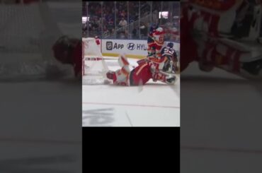 Calgary Flames Jacob Markstrom slew footed by  Islanders Casey Cizikas #shorts