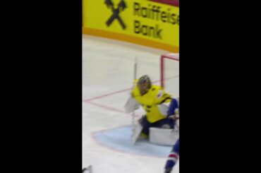 Brady Skjei off the faceoff AND from the blueline!🤯