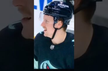 #20 Eeli Tolvanen (3) Snap-Shot Goal.