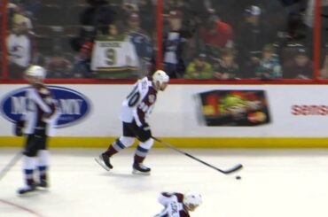 Ryan O'Reilly during pre-game warm-up at the Avalanche @ Senators hockey game