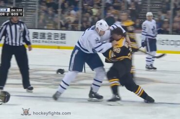 Matt Martin vs Matt Beleskey Nov 11, 2017