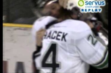 Cason Machacek vs Alex Petrovic Nov 4, 2011