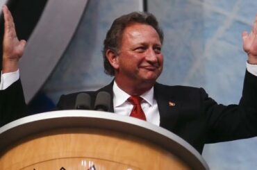 Tribute To Melnyk And How Tall Is Mads Sogaard? | The Sens Panel