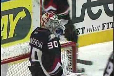 Nick Spaling with the goal assisted from Patric Hornqvist vs. Iowa 12/21