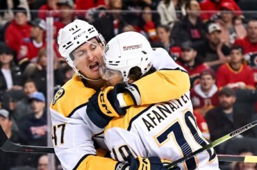 Афанасьев забивает первый гол в НХЛ!