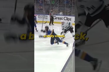 Dangerous Knee Hit – Maveric Lamoureux’s Collision with Alexey Toropchenko #nhl #hockey #nhlhockey