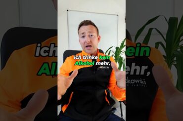 Du trinkst keinen Alkohol? Du bist nicht normal! #alkohol #gruppenzwang #keinalk #abnehmen #shorts