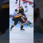 #16 Jason Zucker (20)