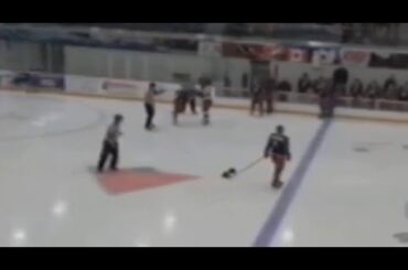 Hockey Fights - Curtis vs Deslauriers Jan 15