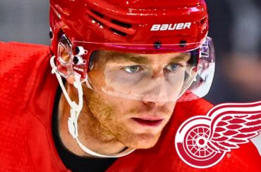 PATRICK KANE IS STAYING AGAIN