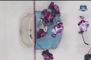 Cory Schneider's Jersey save on Justin Abdelkader Dec 6 2013