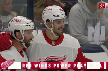 Joe Veleno scores his first NHL goal