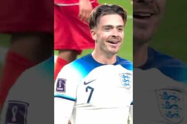 Penuhi Janji, Jack Grealish Selebrasi Goyang Cacing Untuk Finlay Fans Mudanya