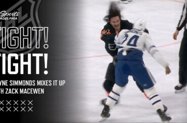 Leafs' Wayne Simmonds pummels Flyers' Zack MacEwen in heavy weight matchup