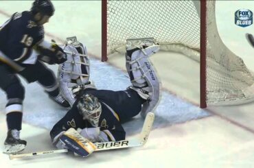 Brian Elliott saves in 2nd. TB Lightning  vs St. Louis Blues Feb 3 2015 NHL Feb 3 2015 NHL